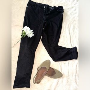Old Navy High Rise Straight Black Jean